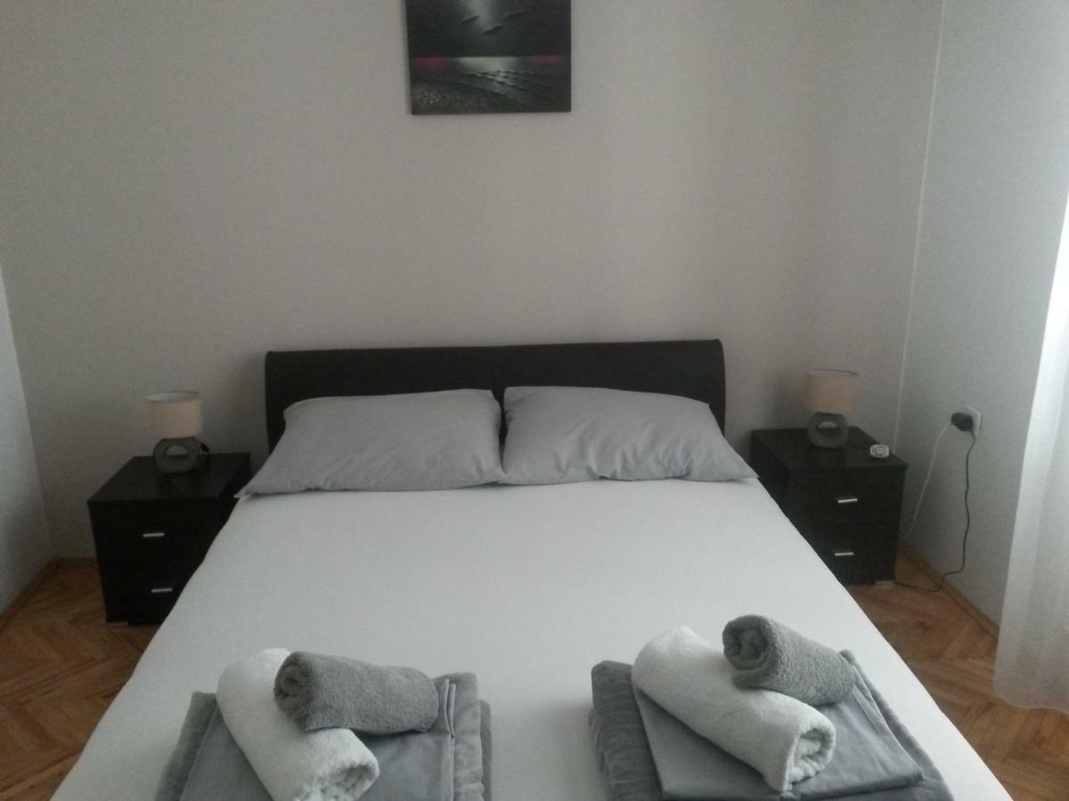 Apartment Sandra Водице Екстер'єр фото